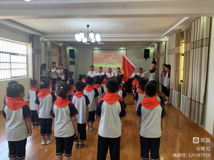 第八项:我校领导们为同学们寄语!.jpeg 第八项:我校领导们为同学们寄语!.jpeg