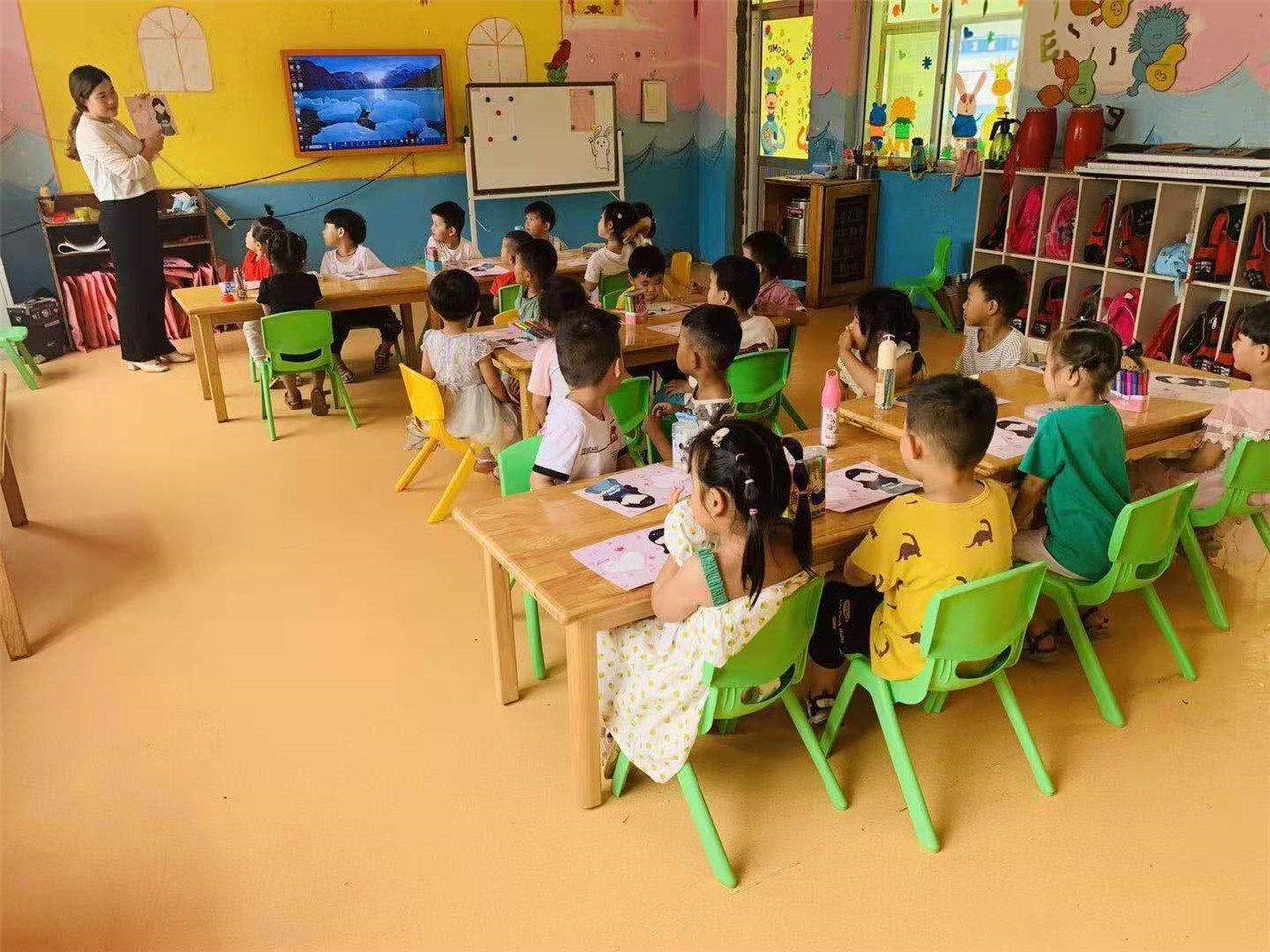 幼儿上课
